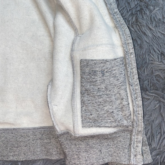 FIGS ON-SHIFT Women's Sz S Full Zip Hoodie Jacket Heathered Gray No Drawstrings - Picture 6 of 7